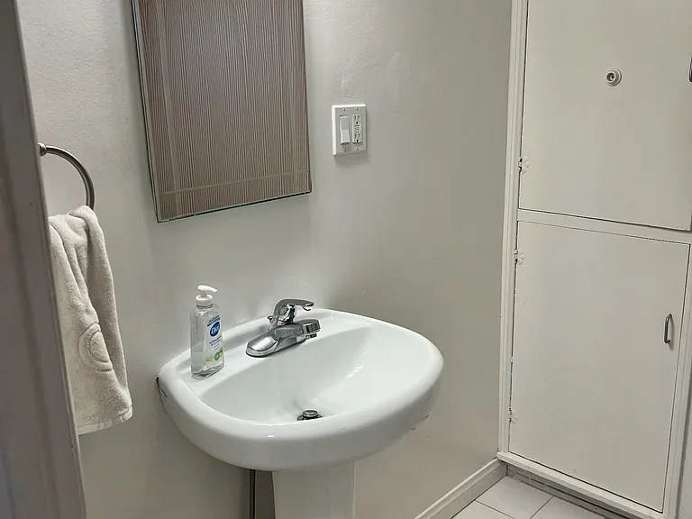 4122 Charles Ave — Photo 17