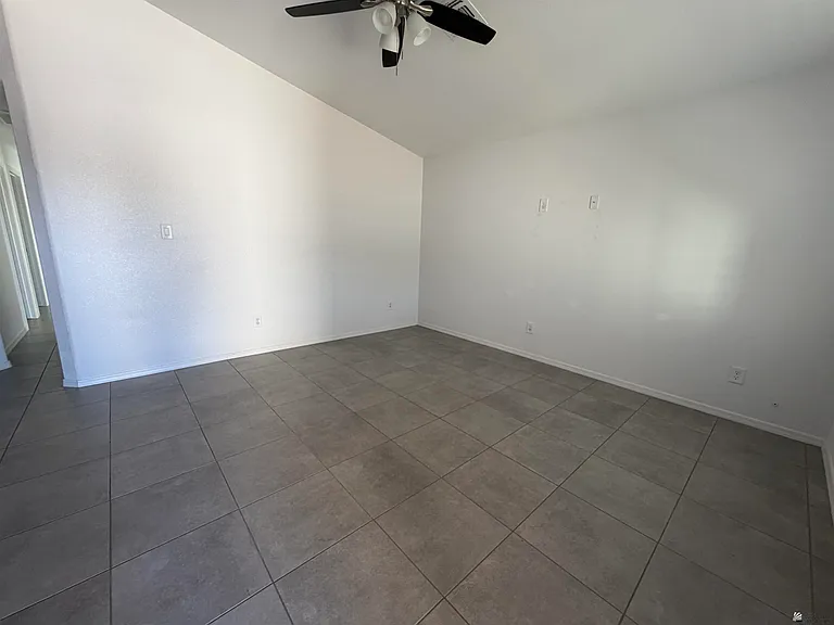 4792 E Udall Ln — Photo 10