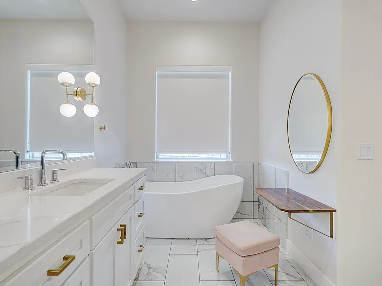 101 Pont Neuf Ct — Photo 34