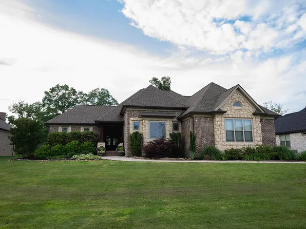 5961 Rainbow Springs Dr, Chattanooga, TN 37416