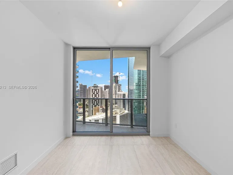 77 SE 5th St #3702 — Photo 27