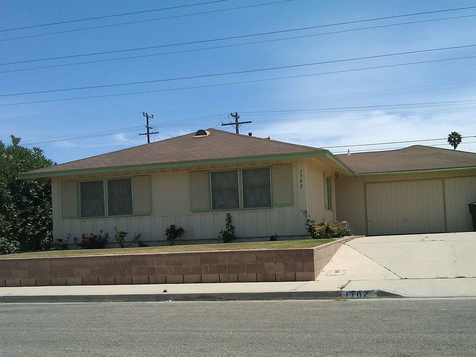 1st image of 1702 N Benwiley Ave