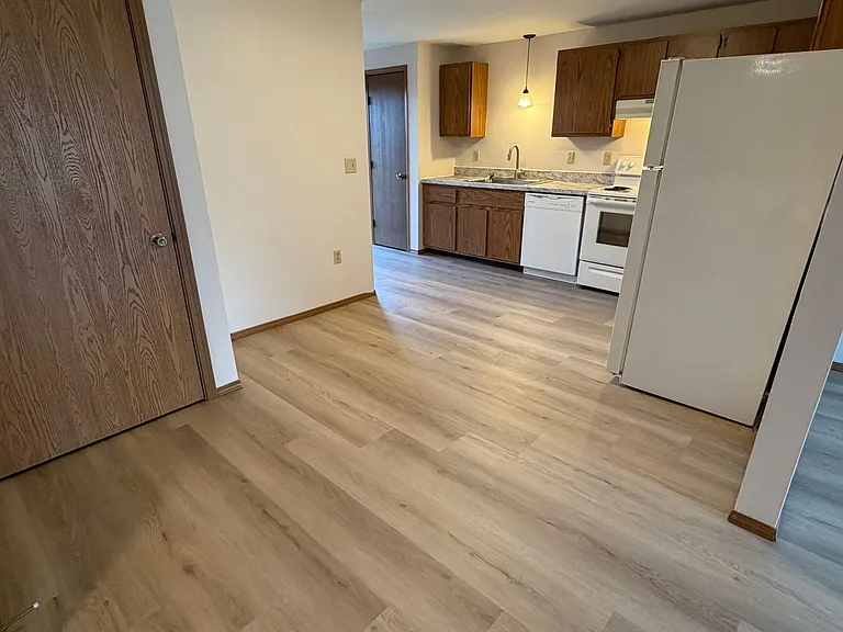 2717 Humboldt Rd — Photo 24