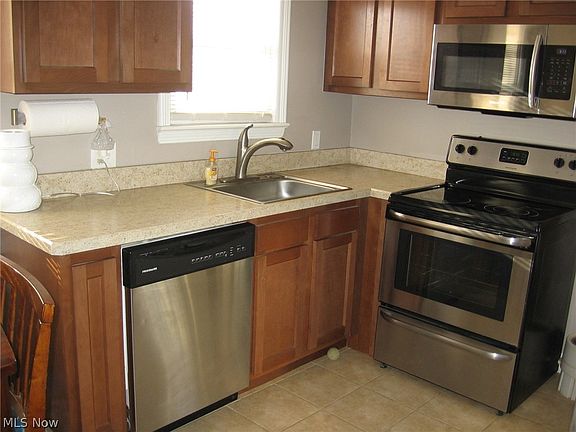 2nd image of 30012 Halifax St