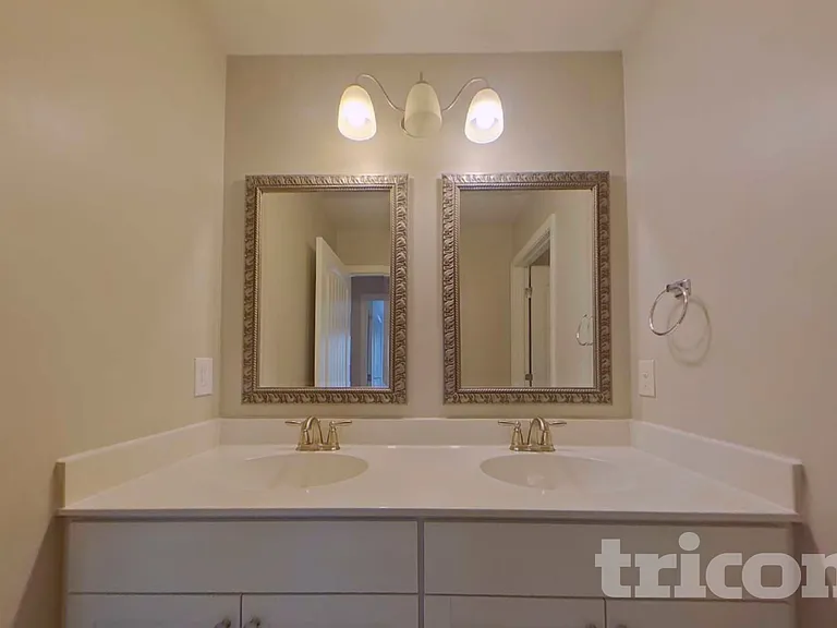6410 Country Lake Rd — Photo 20