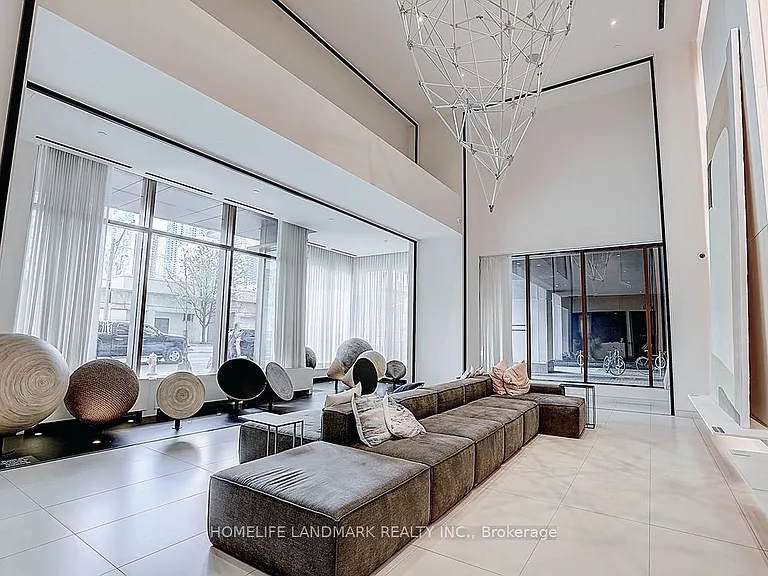 15 Lower Jarvis St #2809 — Photo 3