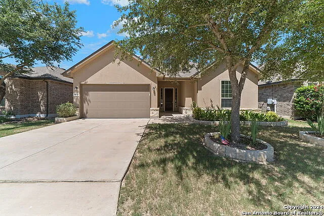 4 bed, 3.5 bath, 2777 sqft, $2,950 — Photo 1