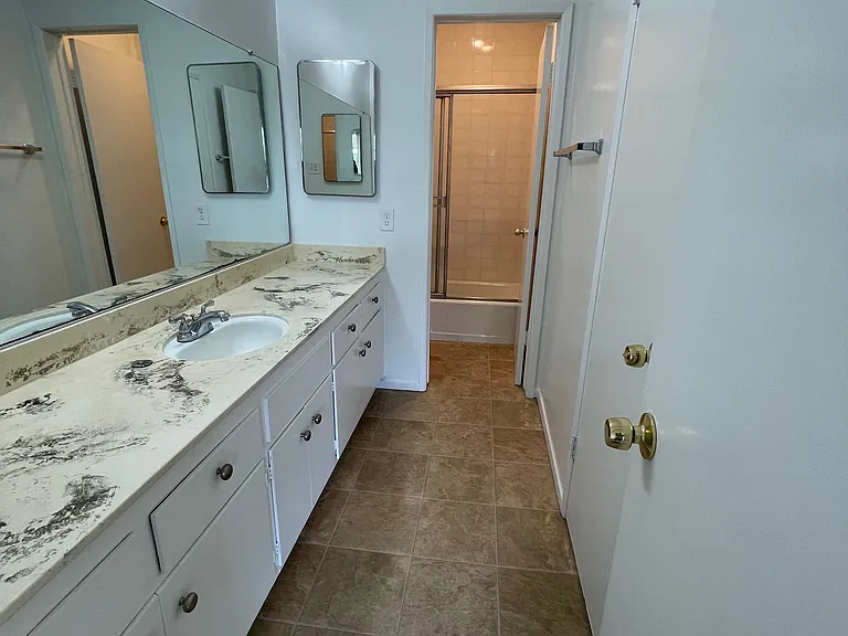Main bathroom