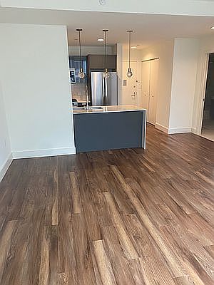 4th image of 22 E 1st St APT 610
