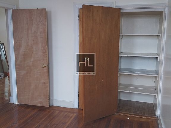 4th image of 12010 Rockaway Beach Blvd APT 402