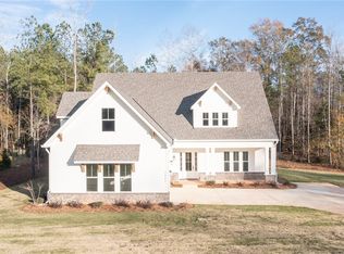 1026 Ski Spray Point, Opelika, AL 36804