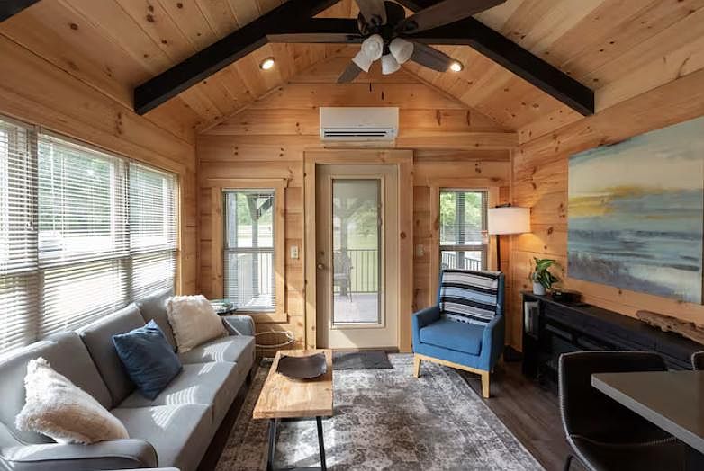 1st image of 145 Fern Rd