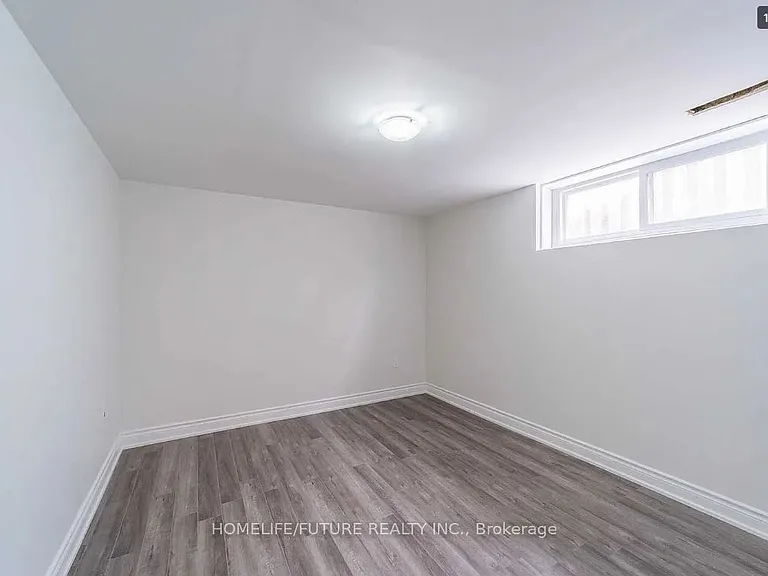 102 Golfhaven Dr #BASEMENT — Photo 8