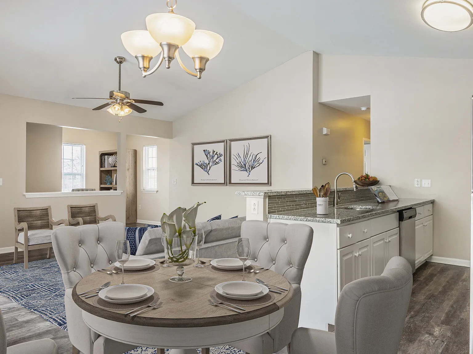 Oakmonte Apartment Homes — Photo 3
