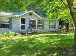 1020 2nd St, Pentwater, MI