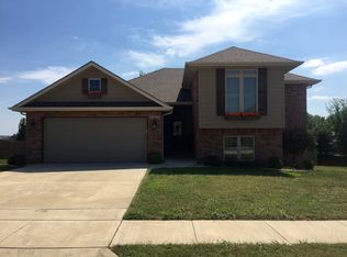 2412 W Richwood Rd, Ozark, MO 65721