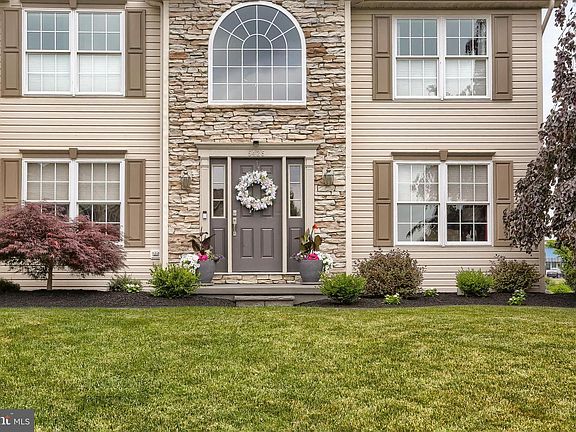 5th image of 5425 Barbara Dr