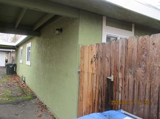 456 10th St, Lakeport, CA 95453