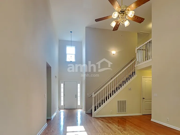 3146 Jenkins Dr — Photo 5