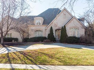 2301 Winding Ridge Rd, Lincoln, NE 68512