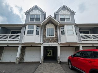 180 Whisper Way E, Ledgewood, NJ 07852