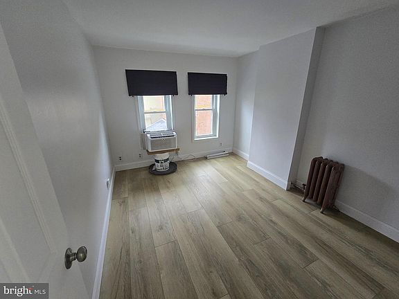 5th image of 110 Pollard St