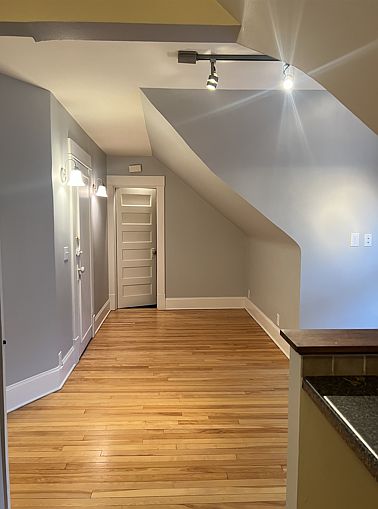 1st image of 3209 Hennepin Ave S #5