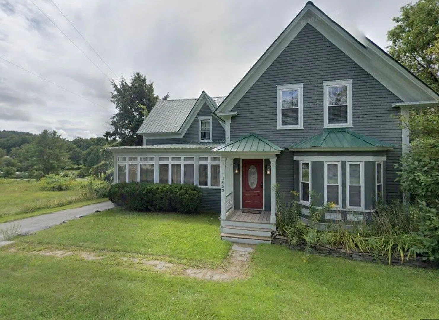 1952 Quechee Main St — Photo 3