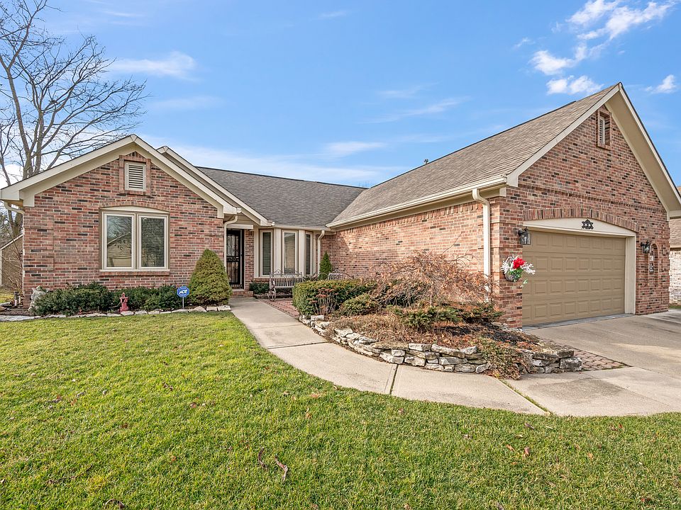 1st image of 247 Huddleston Dr S
