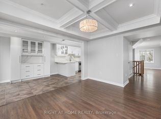 260 Ellen Davidson Dr, Oakville, ON L6M 0V2