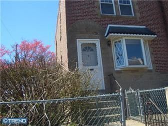 2nd image of 2858 Stevens St
