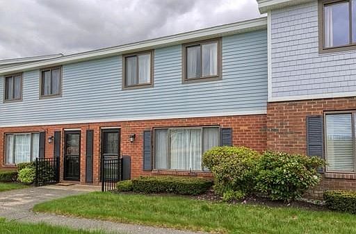 1st image of 275 N End Blvd APT A5