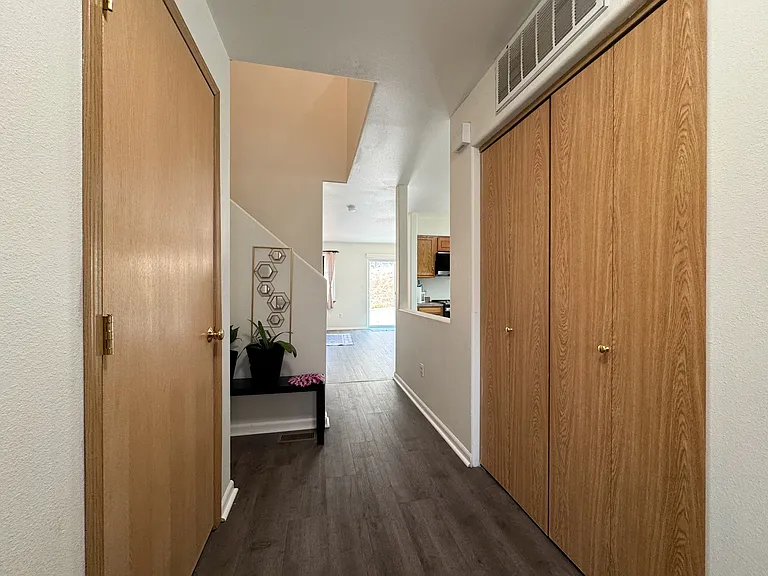 2340 NW Ridgeline Dr — Photo 4