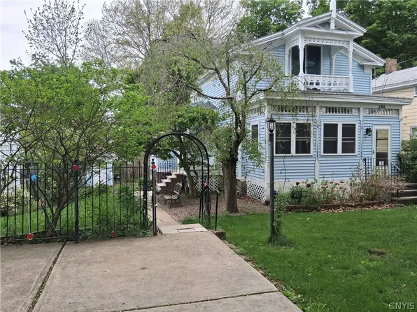 184 E 7th St, Oswego, NY 13126