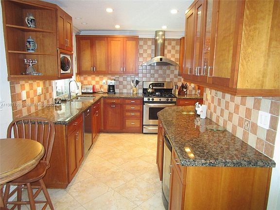 4th image of 8461 SW 179th St