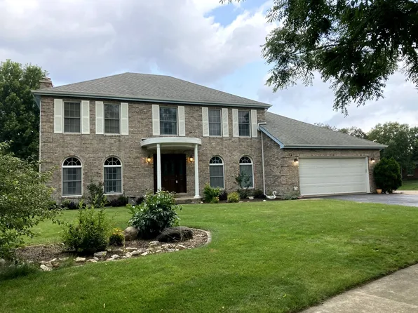 502 Surrey Woods Dr, St Charles, IL 60174