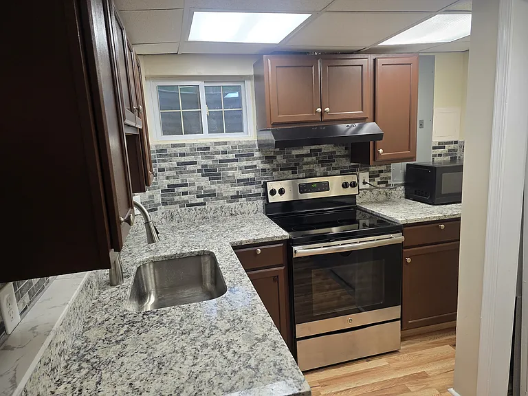 12661 Valleywood Dr #1 — Photo 2