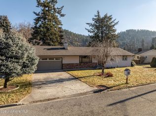 204 N Bruce Rd, Coeur D Alene, ID 83814