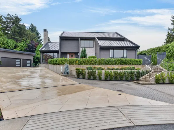 6356 Palace Pl, Burnaby, BC V5E 1Z7