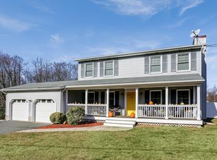 2 Gwinup Rd, Blairstown, NJ 07825