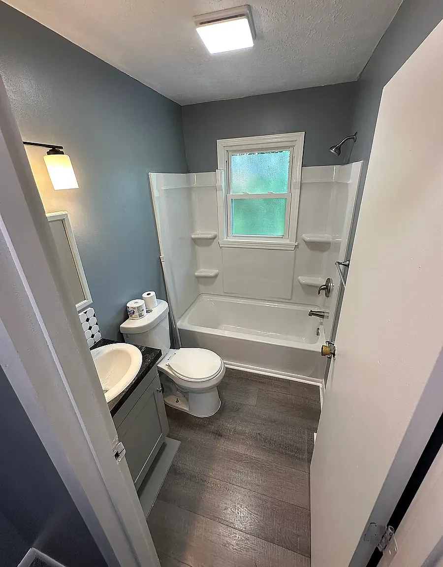 2 bed, 1200 sqft, $1,090 — Photo 4