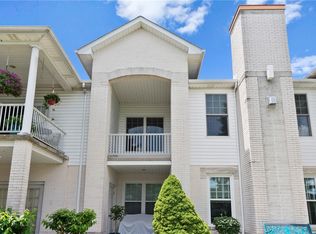 201 Adams Pointe Blvd Unit 4, Mars, PA 16046