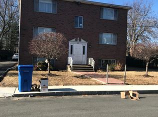 63 Cedar St APT 3, Waltham, MA 02453