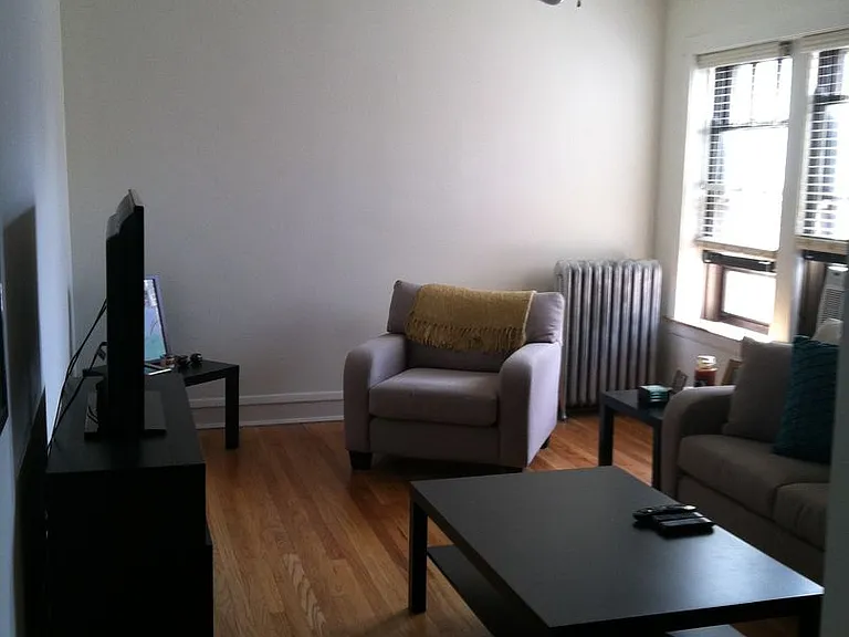 4243-12 N Hermitage Ave #2A — Photo 2
