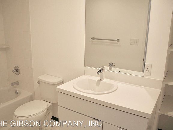 4th image of 830 Exposition Ave Ste 215
