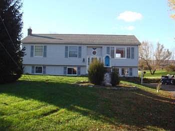 2nd image of 19 N Farm Dr