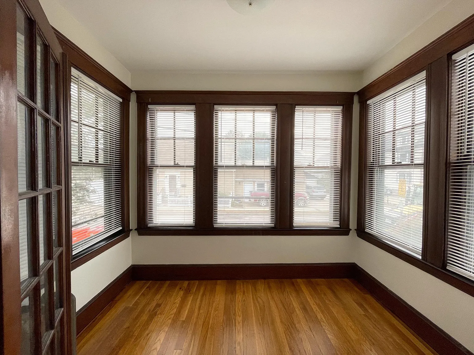 2 bed, 1200 sqft, $2,750 — Photo 4