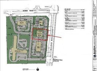 750 N McLean Blvd, South Elgin, IL 60177