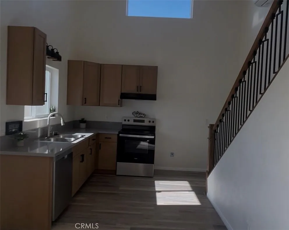 1 bed, 499 sqft, $1,875 — Photo 2