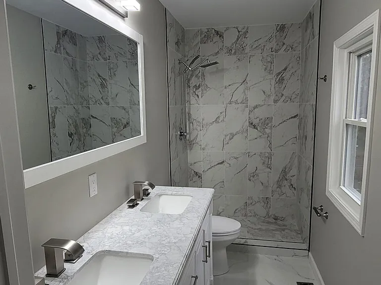 1351 E Mound St — Photo 10